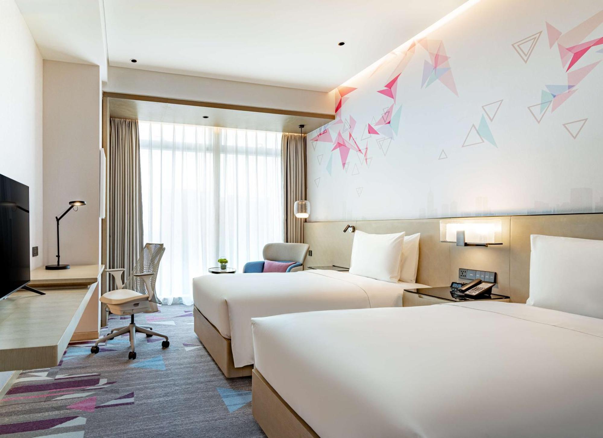 Hilton Garden Inn Shenzhen World Exhibition & Convention Center Exterior photo